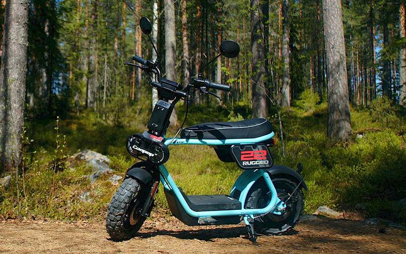 Bomba Safaris Coopop-sähköajoneuvo